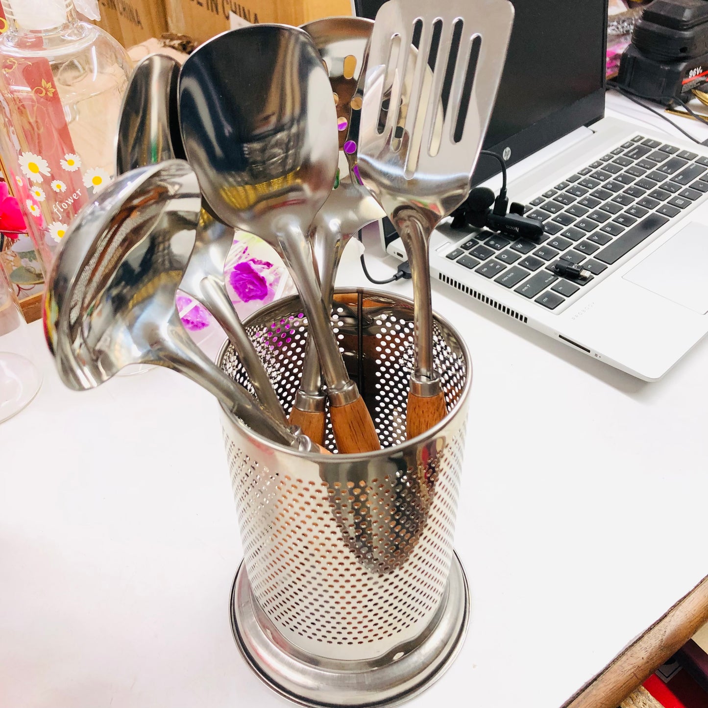 5 Pcs Stainless Steel Serving Spoon & Rice Curry Dabbu Set with Wooden Handles – Kitchen Utensil Set